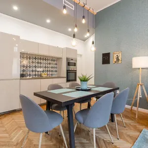  Apartment Royal Ferenciek
